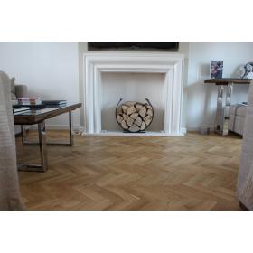 Tumbled Prime Oak Parquet Flooring  Mat Oil Finish, size 16x70x280mm